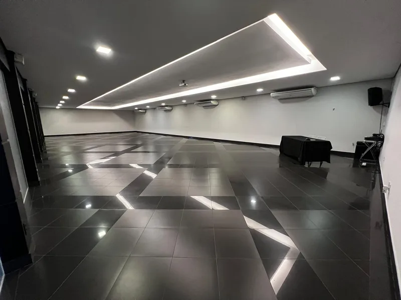 Estrutura para receber bem — Salão Black, King Coworking em Campinas